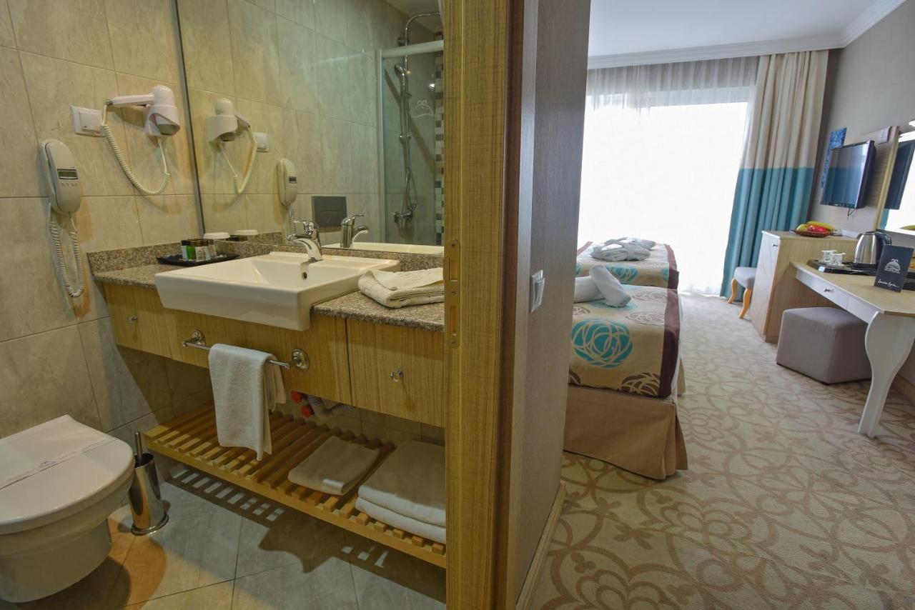 Hotel Izgrev Spa & Aquapark Struga Exterior photo
