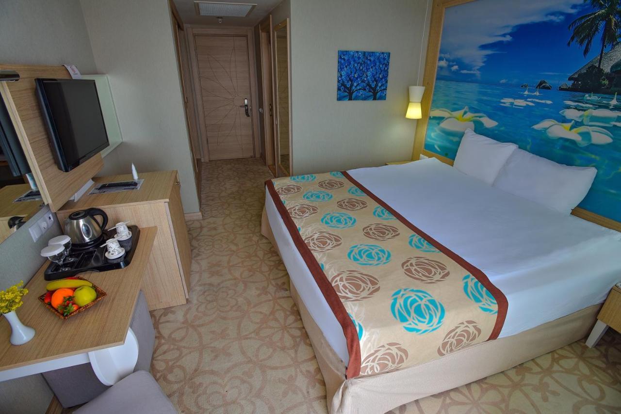 Hotel Izgrev Spa & Aquapark Struga Exterior photo