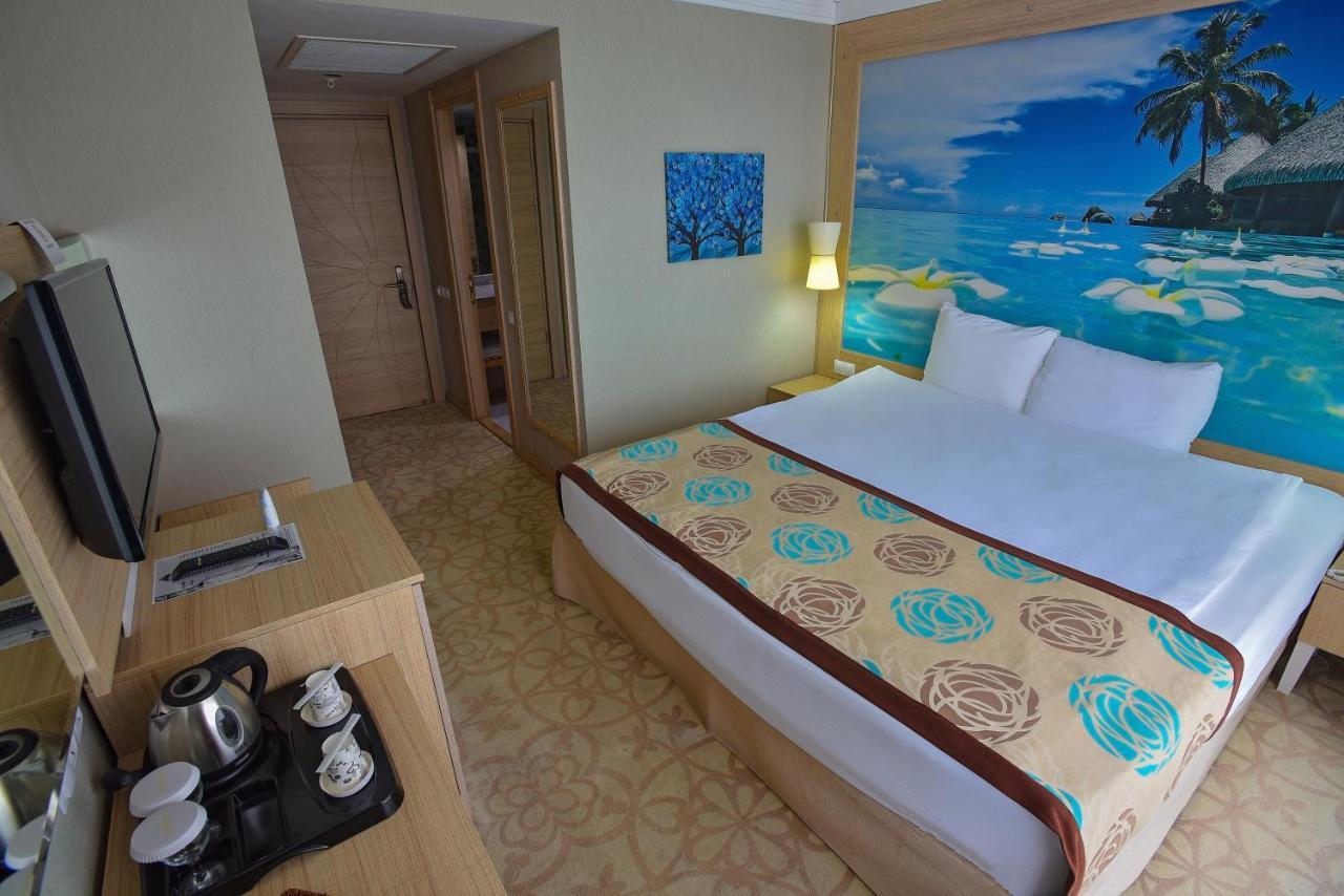 Hotel Izgrev Spa & Aquapark Struga Exterior photo
