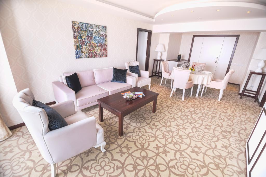 Hotel Izgrev Spa & Aquapark Struga Exterior photo